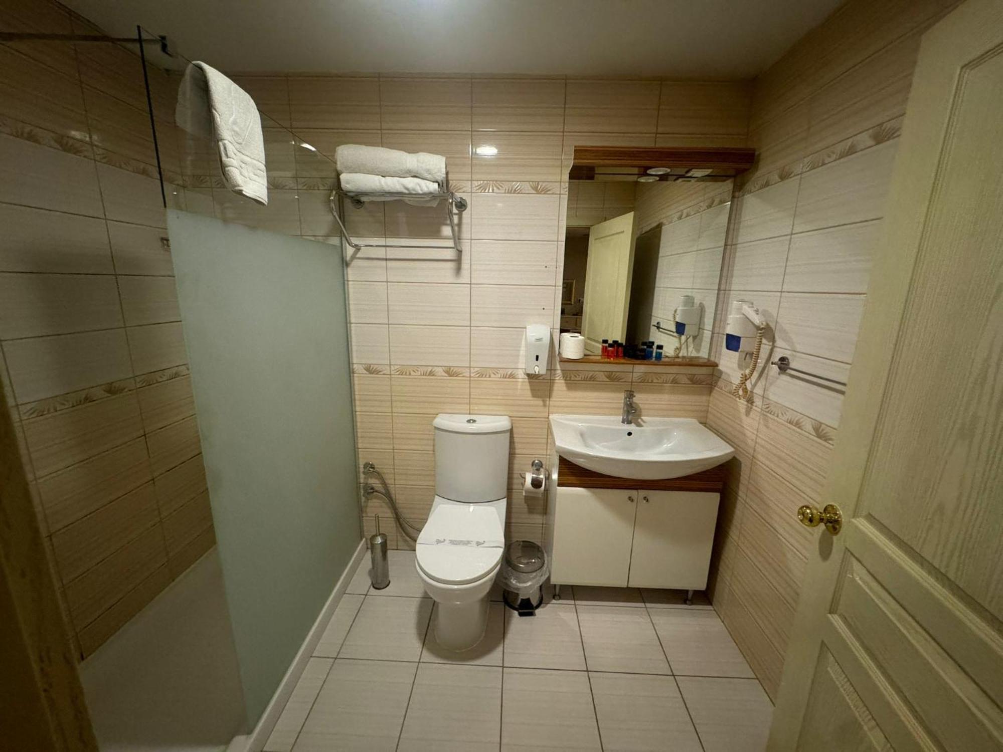 Twins Hotel อังการา ภายนอก รูปภาพ